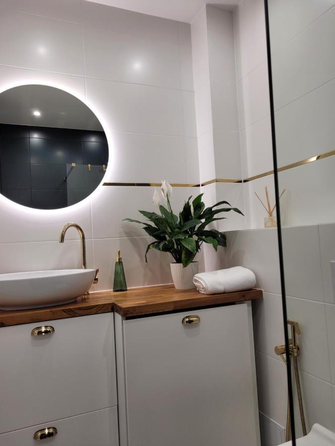 Apartament W Centrum Rowna 10 키엘체 외부 사진